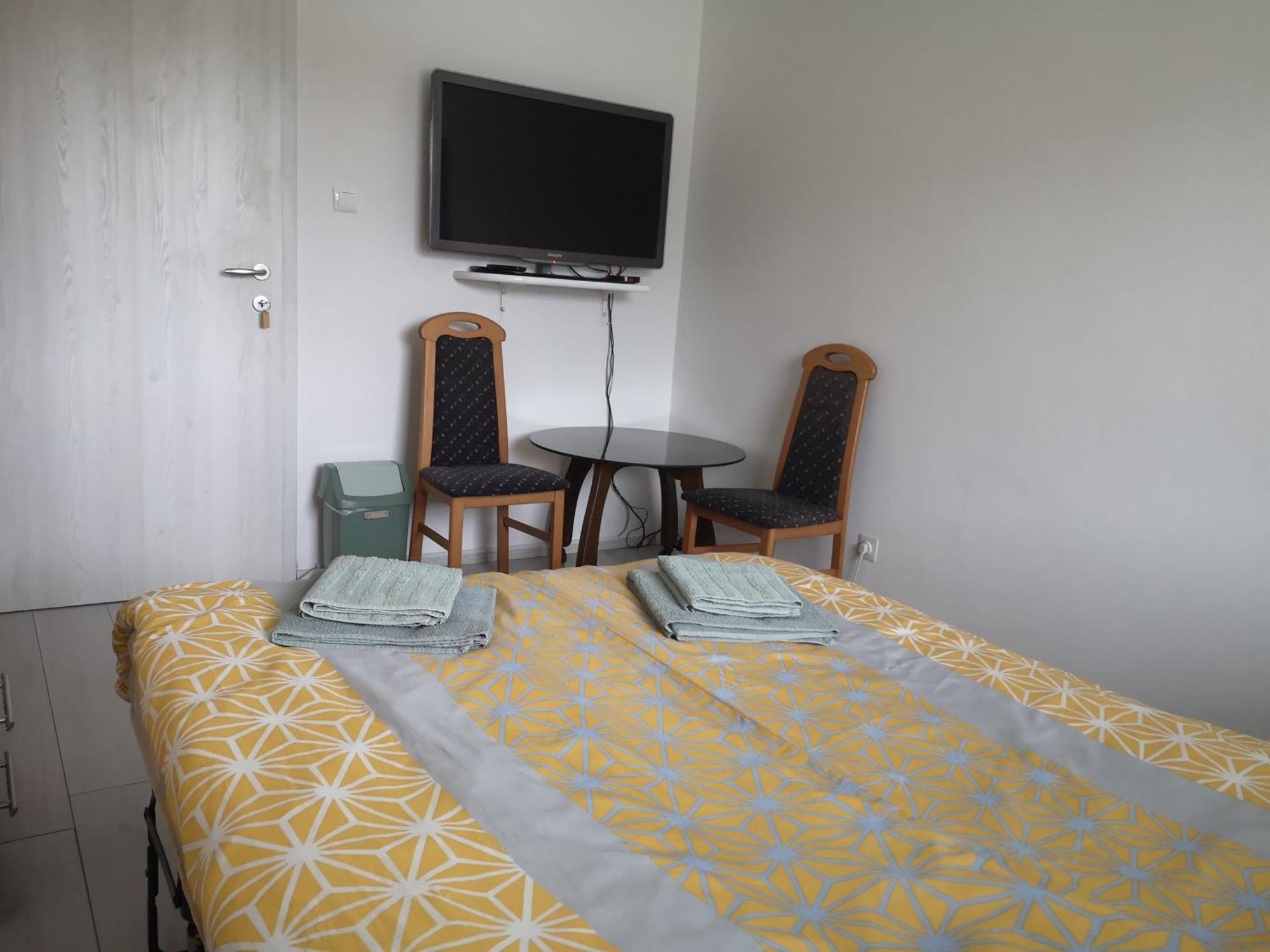 Sobe Zeleni Raj Apartment Podnart Exterior photo